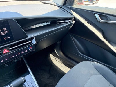 2024 Kia Niro LX