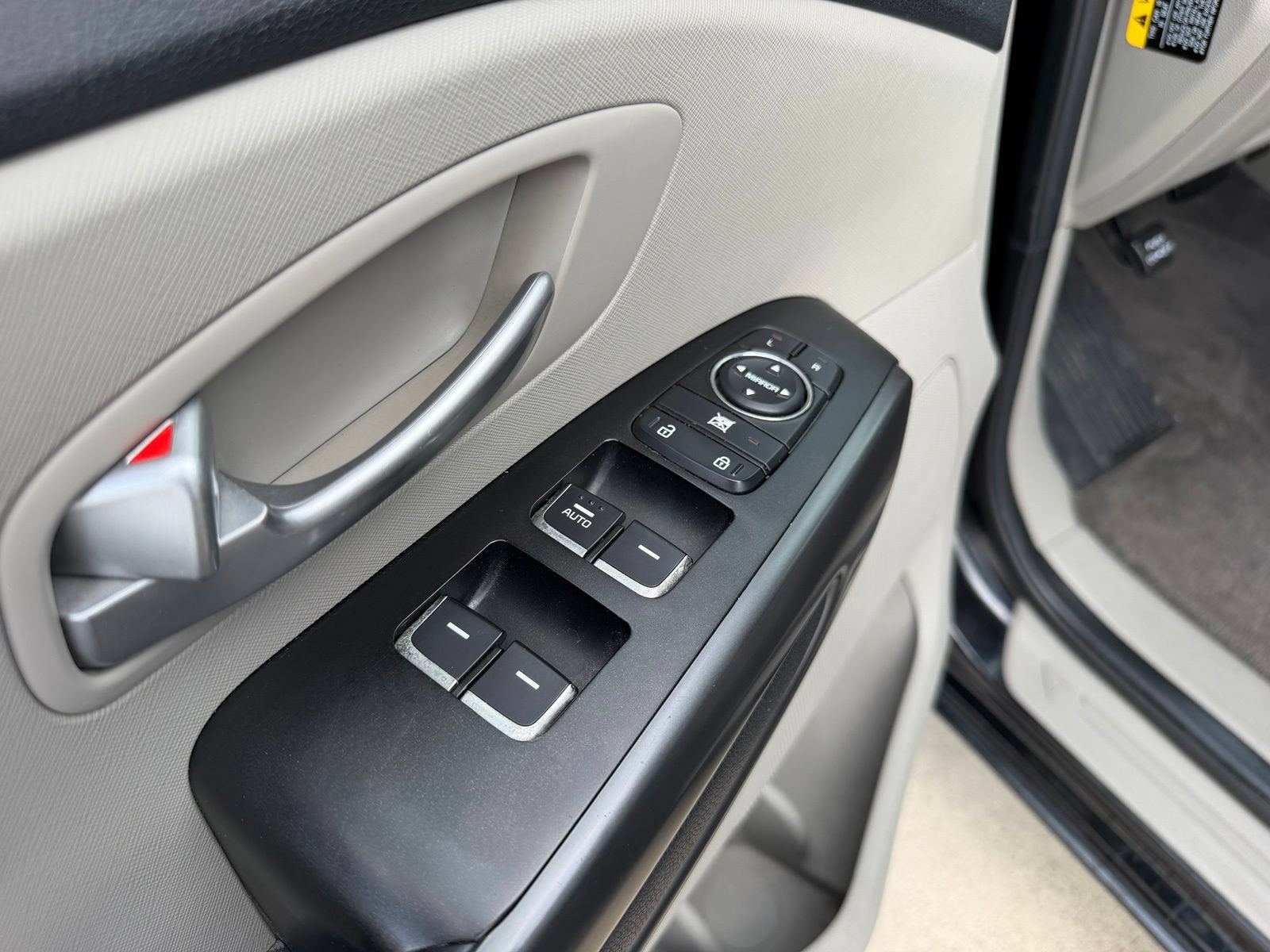 2021 Kia Sedona LX