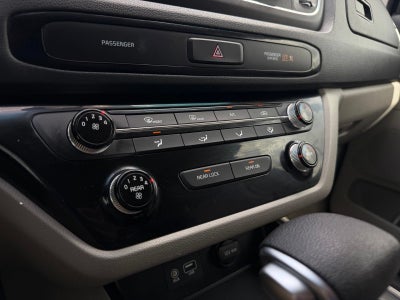 2021 Kia Sedona LX
