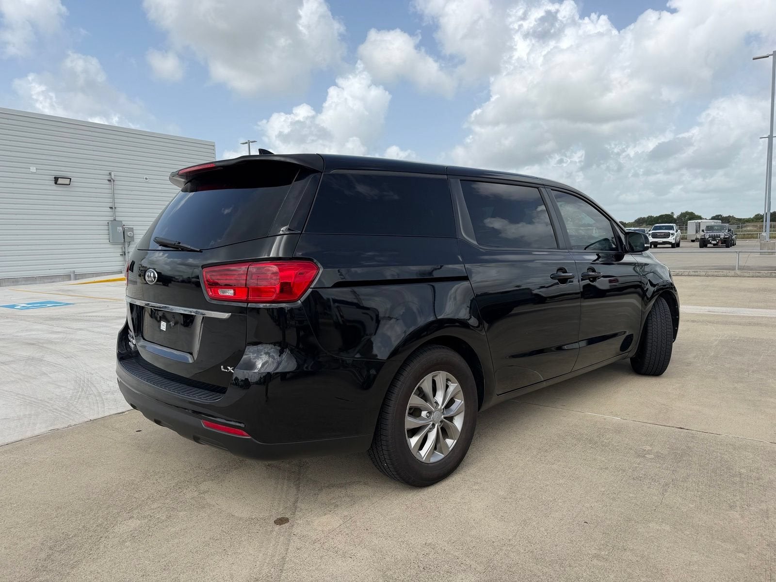 2021 Kia Sedona LX