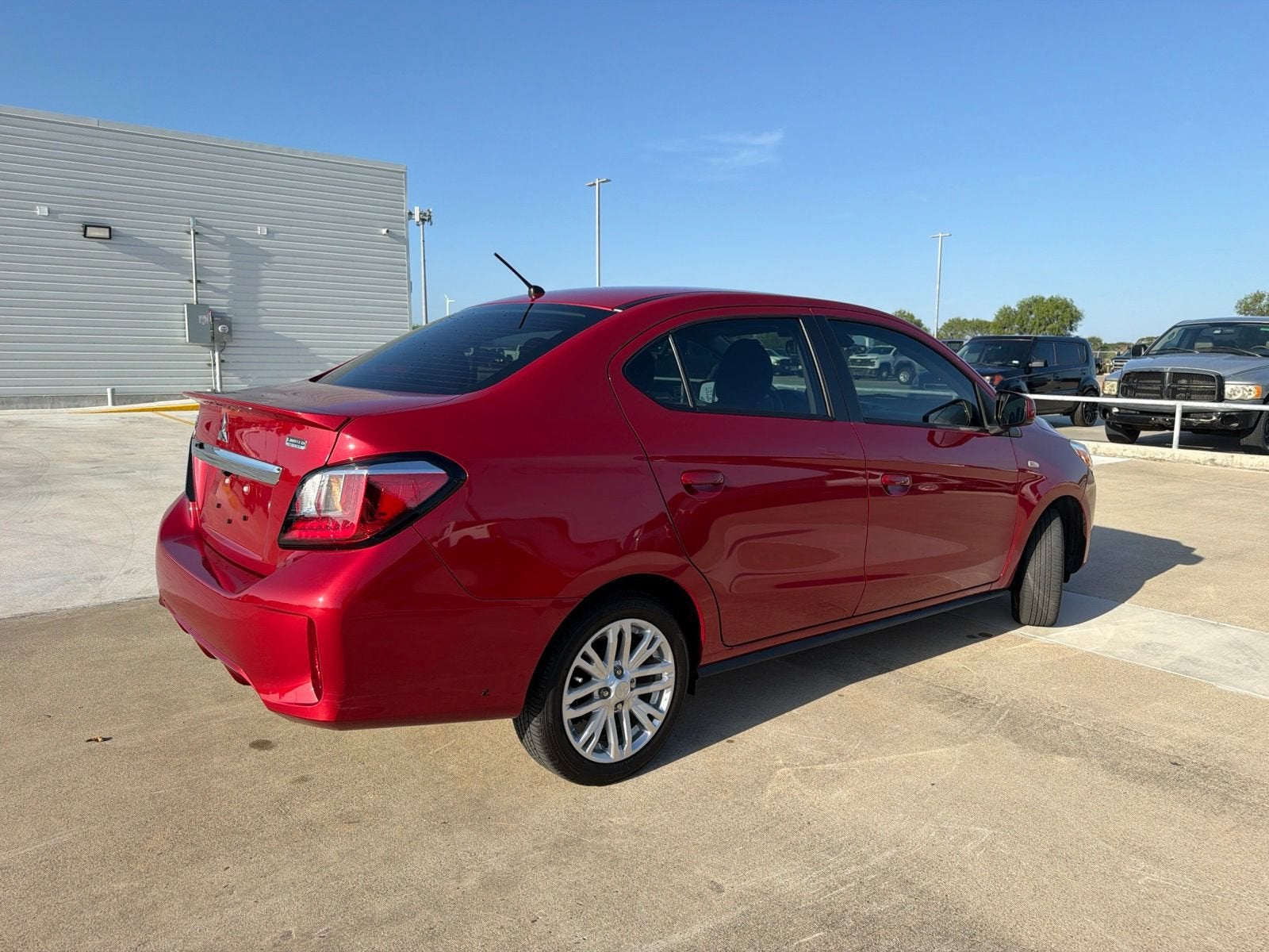 2024 Mitsubishi Mirage G4 ES