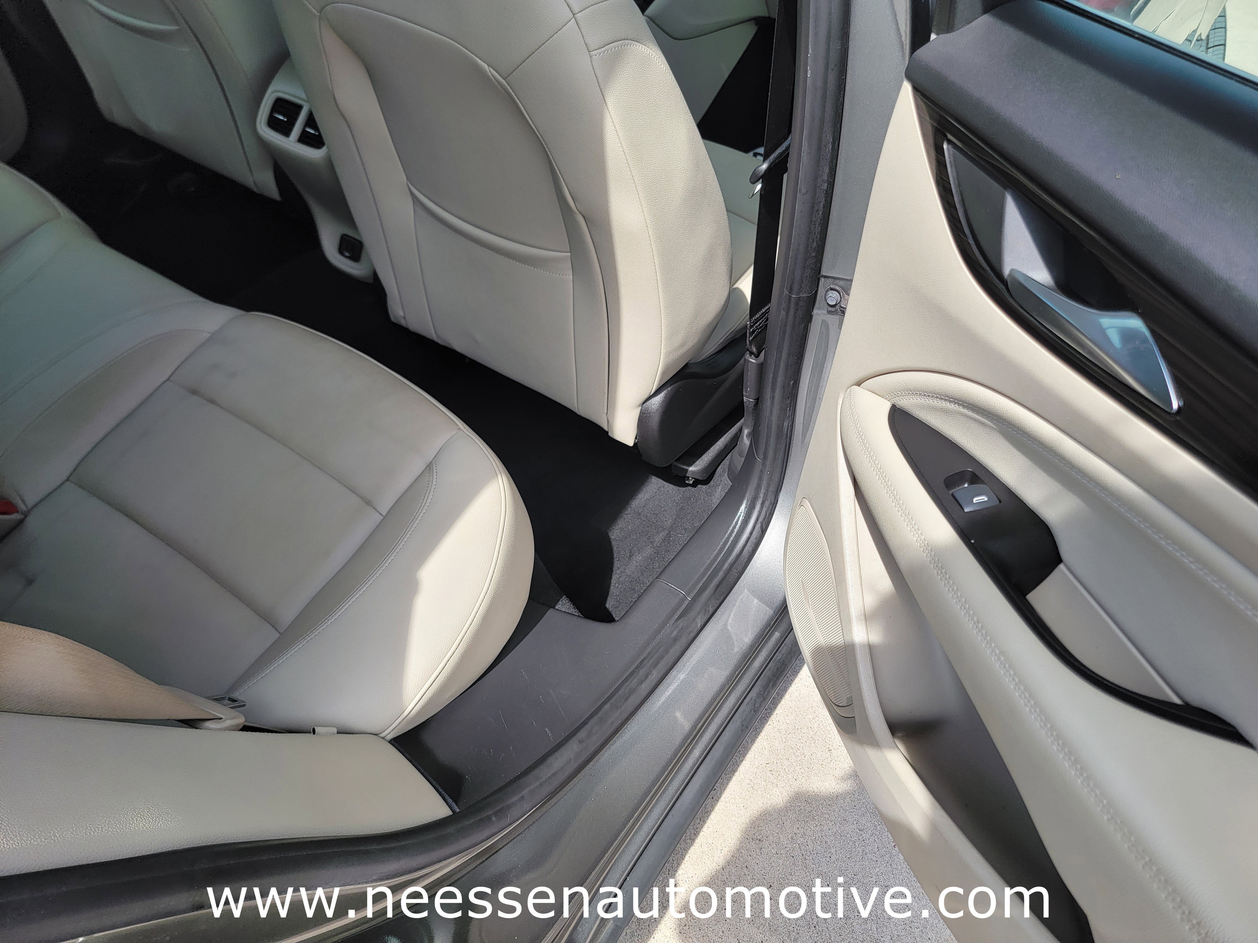 2018 Buick Regal Sportback Essence