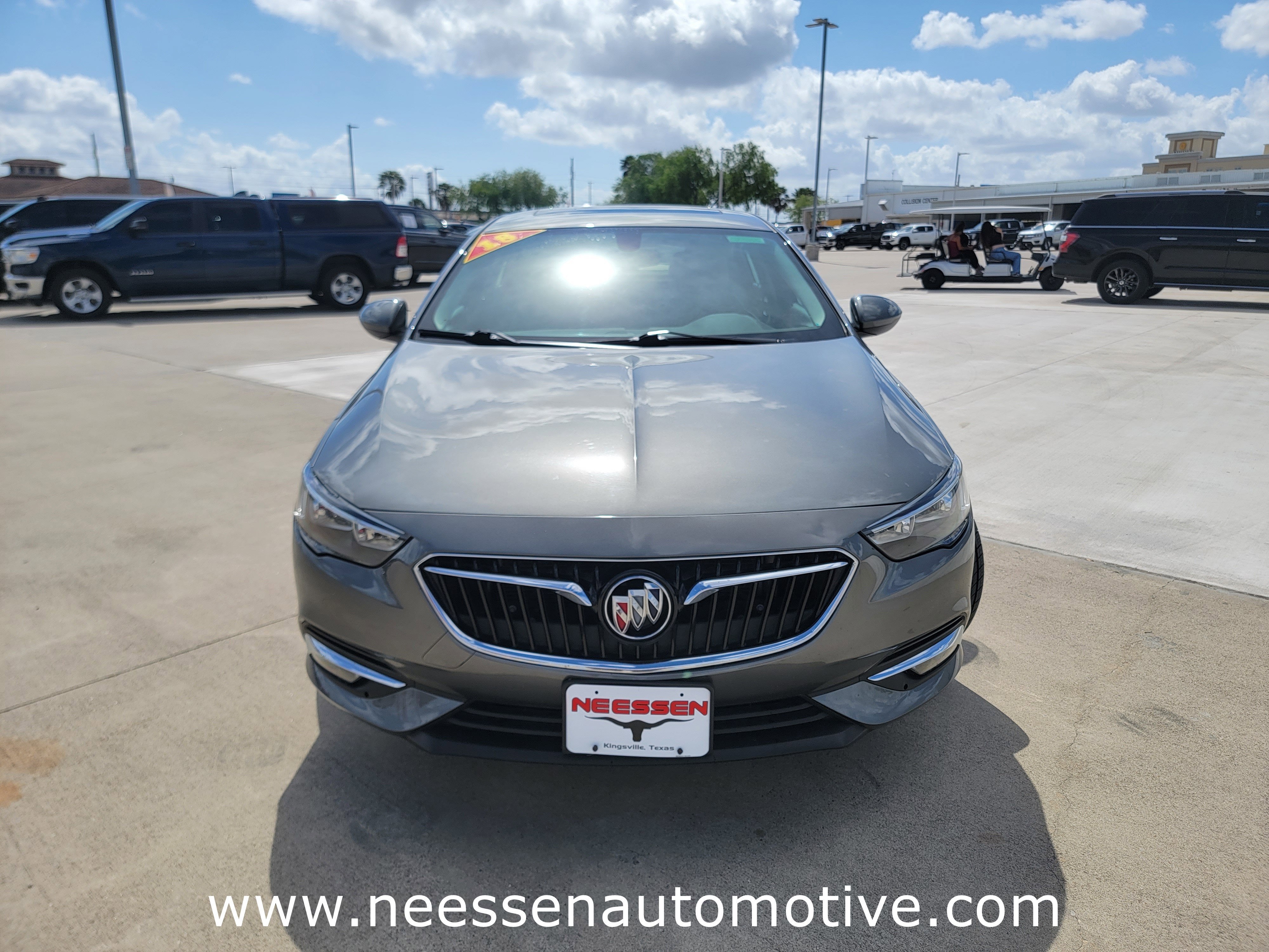 2018 Buick Regal Sportback Essence